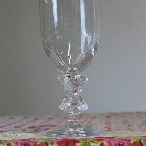 DISNEY Minnie Mouse Figural Stem 6 oz Wine Glass Walt Disney 6.25” tall